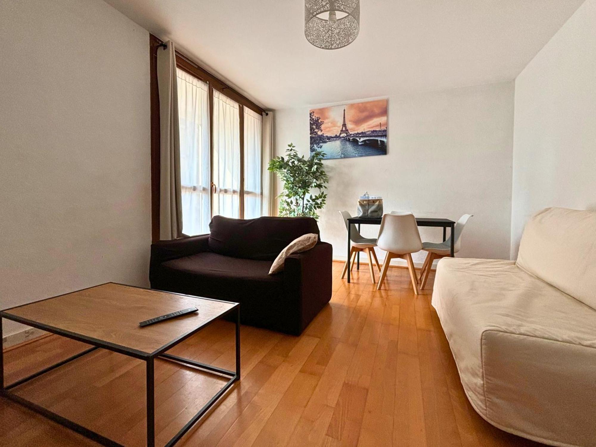 Guyon - Cosy Proche Gare Parking Facile - Balcon #Sirdest Apartment Franconville  Bagian luar foto